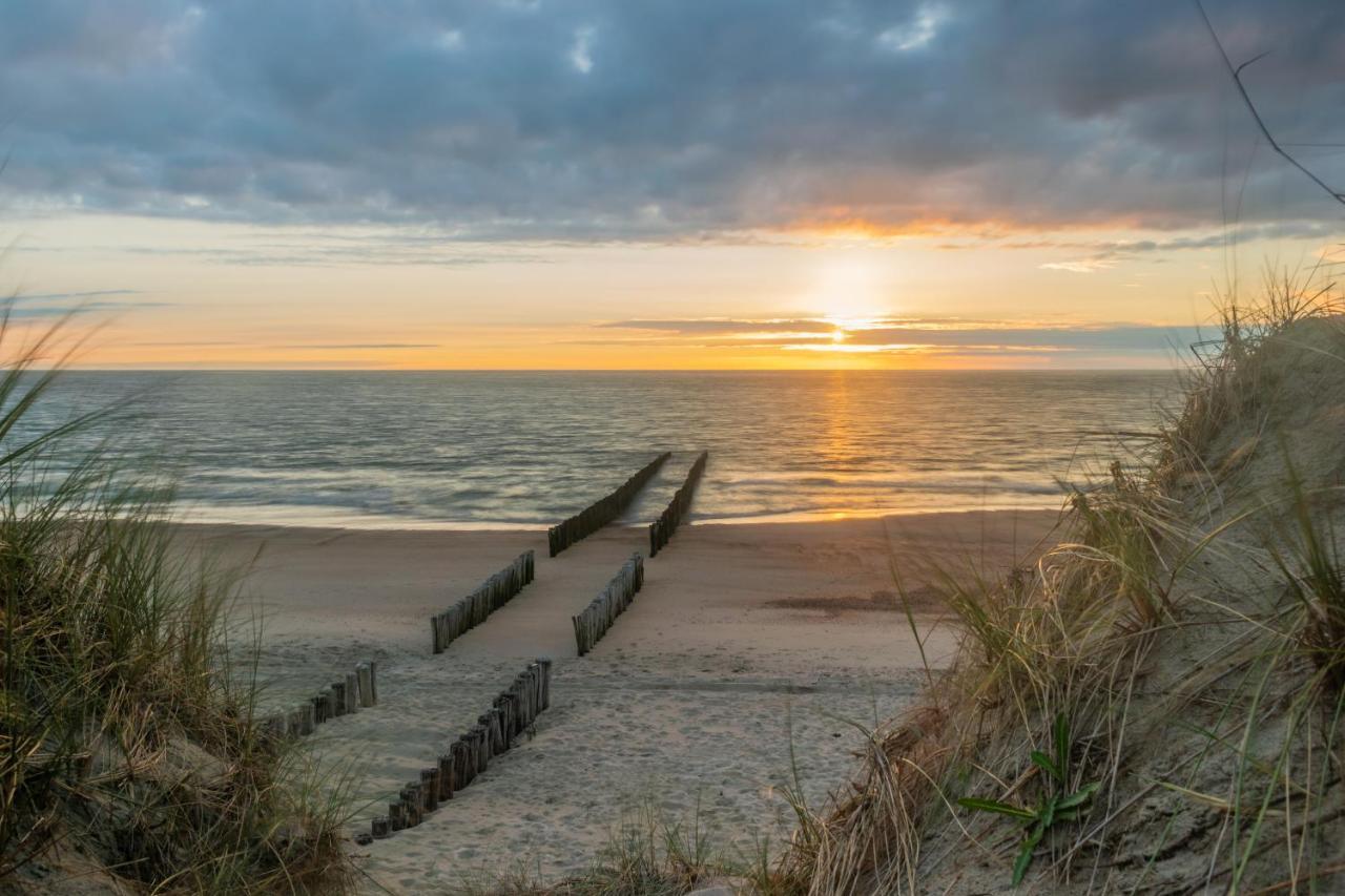 Camping De Duinhoeve Chalet Zeeland Not For Companies Burgh-Haamstede Exterior foto